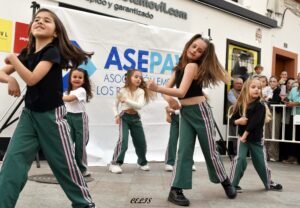 FOTO 24 SPRING MARKET