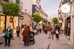 FOTO 37 SPRING MARKET